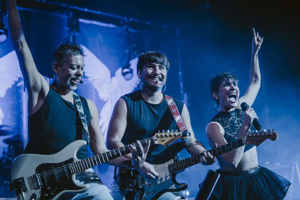 Cómo es un concierto tributo a Mecano